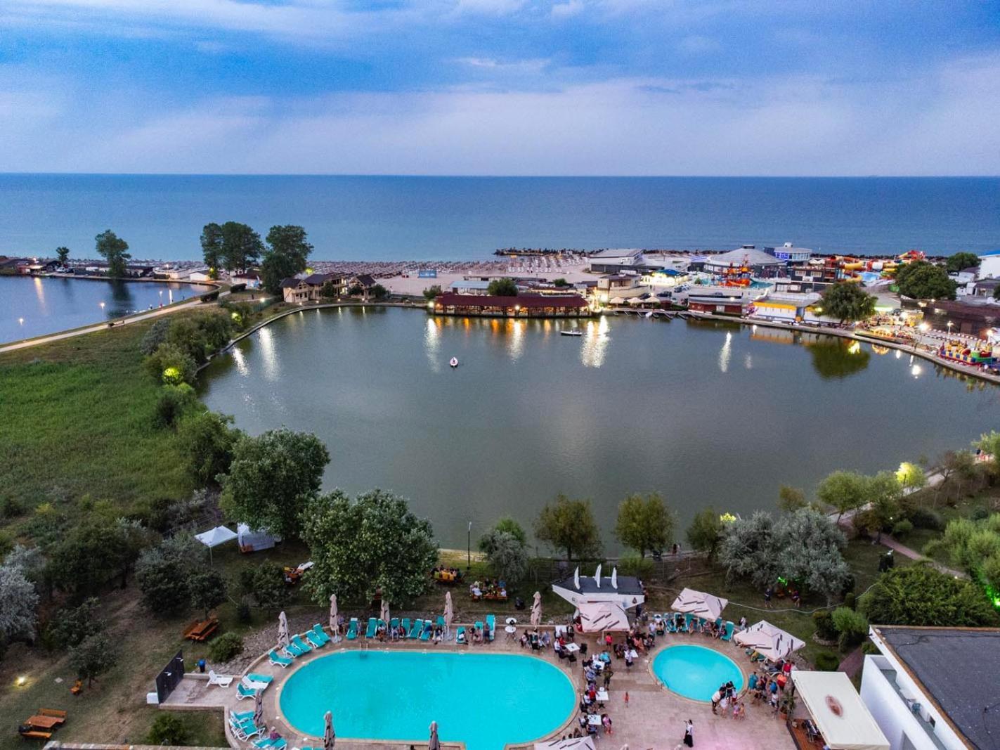 Complex Tismana 3* All Inclusive Jupiter Kültér fotó