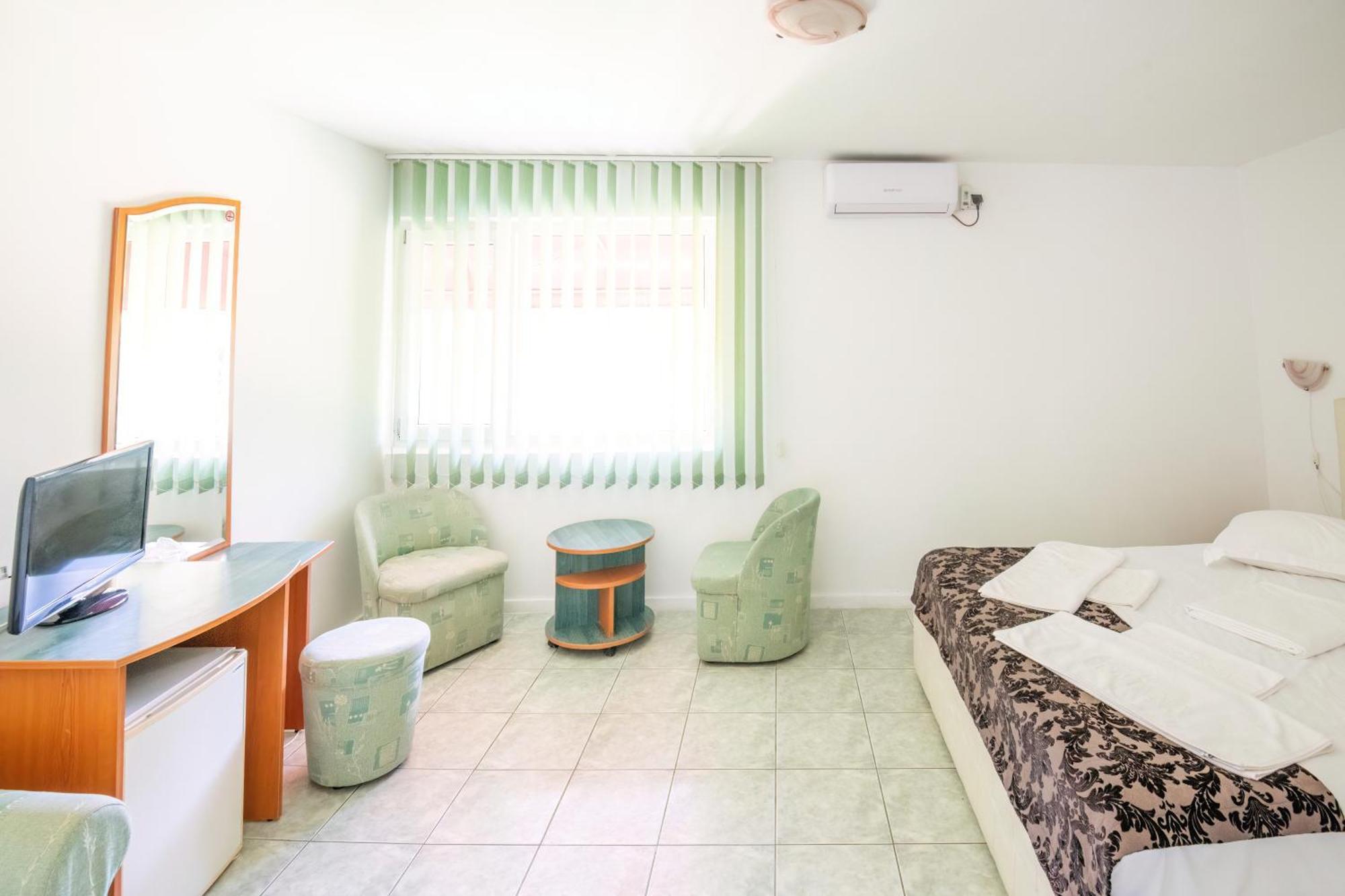 Complex Tismana 3* All Inclusive Jupiter Kültér fotó
